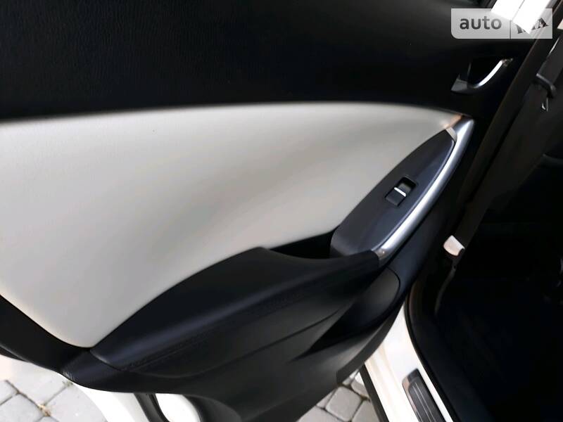 Позашляховик / Кросовер Mazda CX-5 2015 в Івано-Франківську