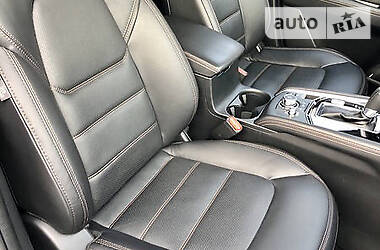 Внедорожник / Кроссовер Mazda CX-5 2018 в 