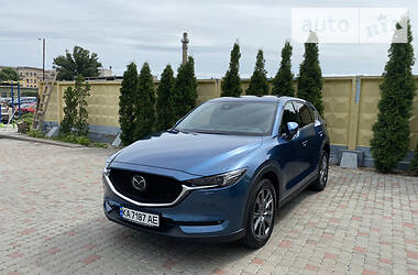 Позашляховик / Кросовер Mazda CX-5 2019 в 