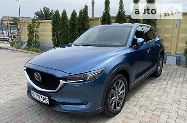 Позашляховик / Кросовер Mazda CX-5 2019 в 