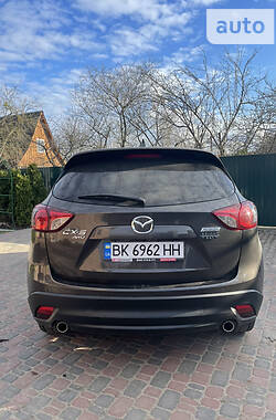 Внедорожник / Кроссовер Mazda CX-5 2016 в Ровно