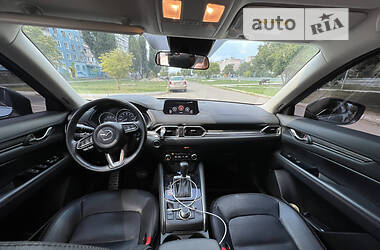Позашляховик / Кросовер Mazda CX-5 2019 в 