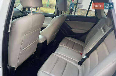 Позашляховик / Кросовер Mazda CX-5 2014 в 