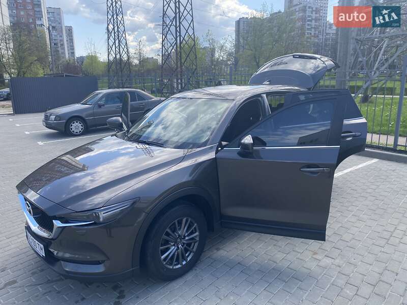 Внедорожник / Кроссовер Mazda CX-5 2018 в Киеве