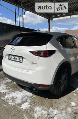 Внедорожник / Кроссовер Mazda CX-5 2017 в Ровно