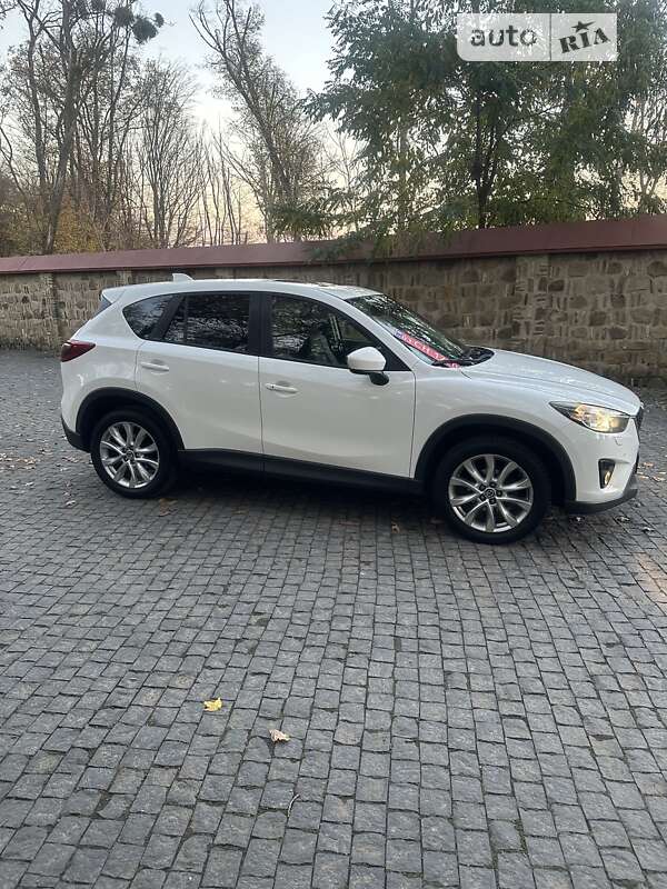Внедорожник / Кроссовер Mazda CX-5 2014 в Черновцах