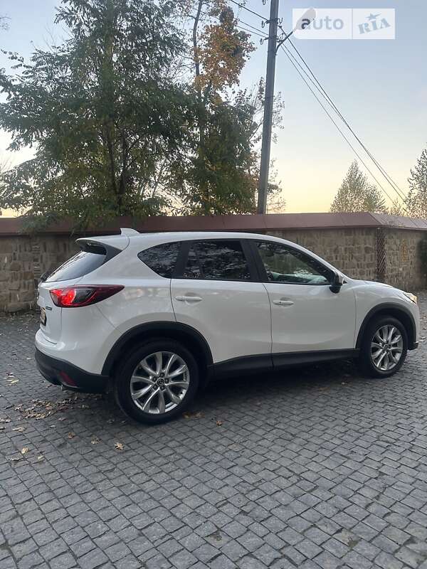 Внедорожник / Кроссовер Mazda CX-5 2014 в Черновцах