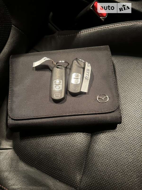 Внедорожник / Кроссовер Mazda CX-5 2014 в Черновцах