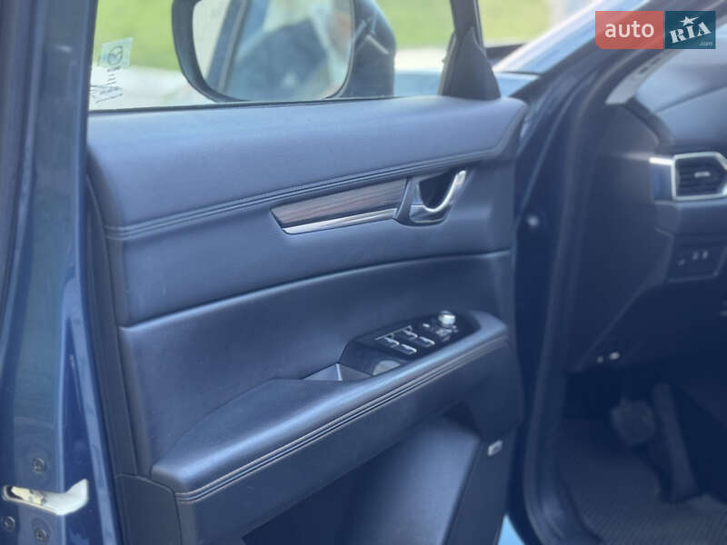 Внедорожник / Кроссовер Mazda CX-5 2018 в Каменец-Подольском