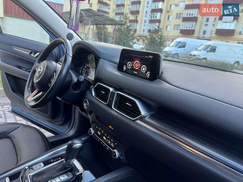 Внедорожник / Кроссовер Mazda CX-5 2018 в Каменец-Подольском