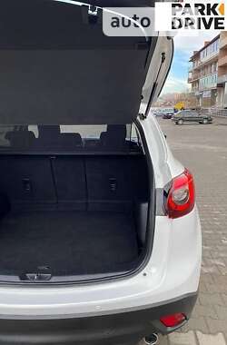Позашляховик / Кросовер Mazda CX-5 2015 в 