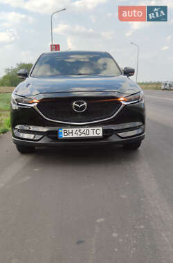 Позашляховик / Кросовер Mazda CX-5 2019 в 
