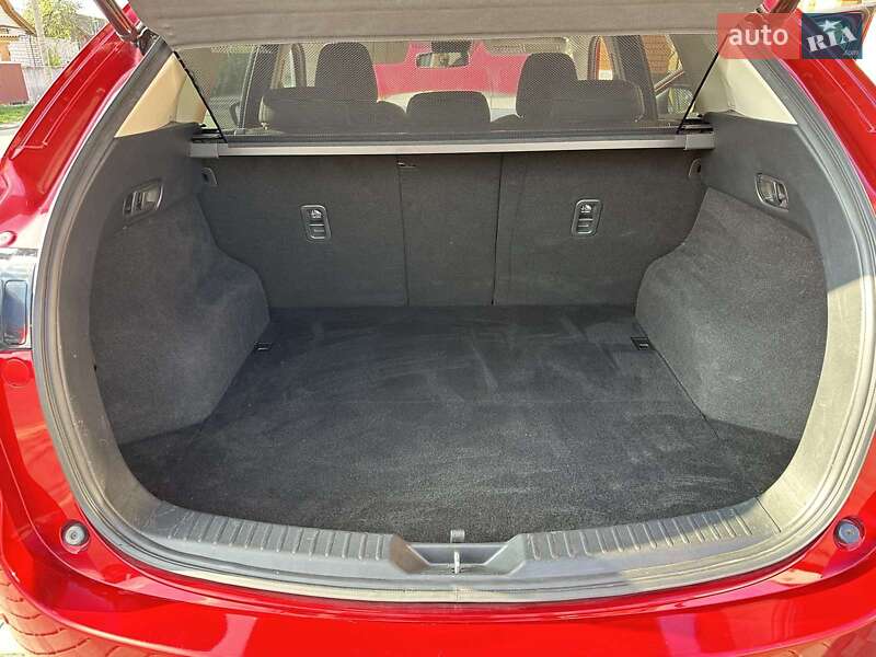 Внедорожник / Кроссовер Mazda CX-5 2017 в Гайвороне