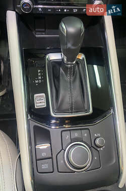 Внедорожник / Кроссовер Mazda CX-5 2022 в 