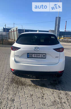 Внедорожник / Кроссовер Mazda CX-5 2017 в Вышгороде