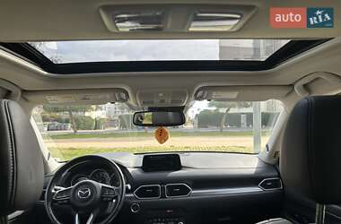 Позашляховик / Кросовер Mazda CX-5 2019 в 