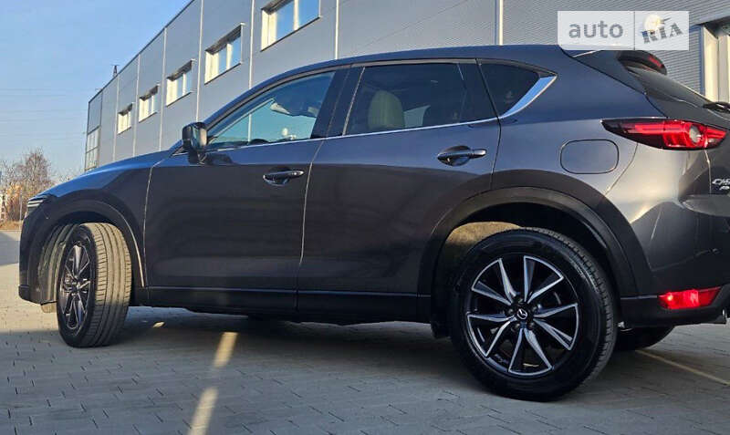 Внедорожник / Кроссовер Mazda CX-5 2017 в Киеве