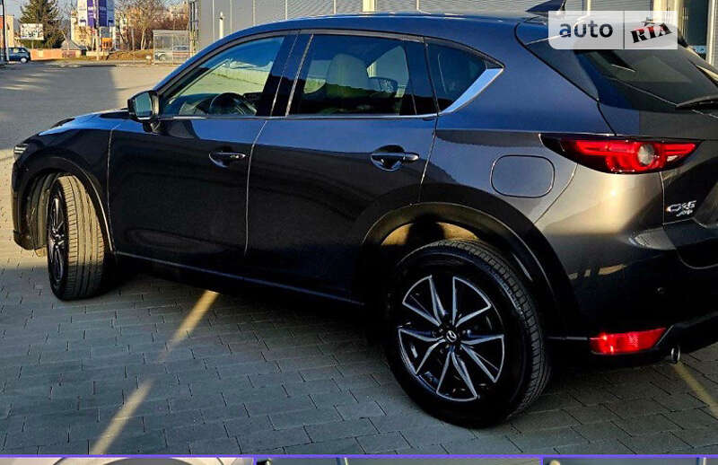 Внедорожник / Кроссовер Mazda CX-5 2017 в Киеве