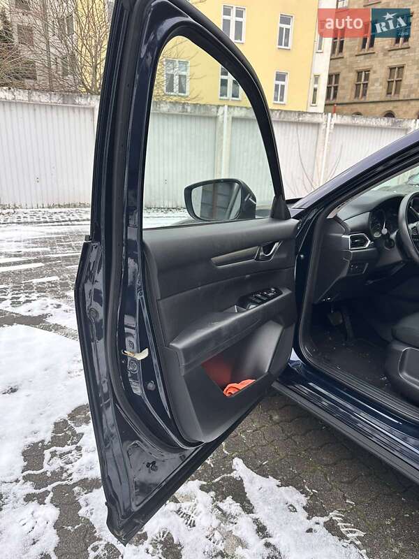 Внедорожник / Кроссовер Mazda CX-5 2017 в Киеве