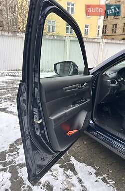 Внедорожник / Кроссовер Mazda CX-5 2017 в 