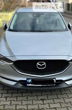 Внедорожник / Кроссовер Mazda CX-5 2017 в Черновцах