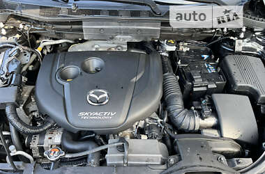 Внедорожник / Кроссовер Mazda CX-5 2015 в Дубно