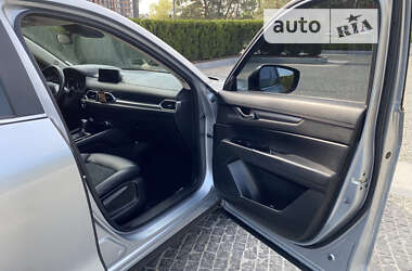 Позашляховик / Кросовер Mazda CX-5 2019 в 