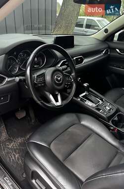 Внедорожник / Кроссовер Mazda CX-5 2018 в 