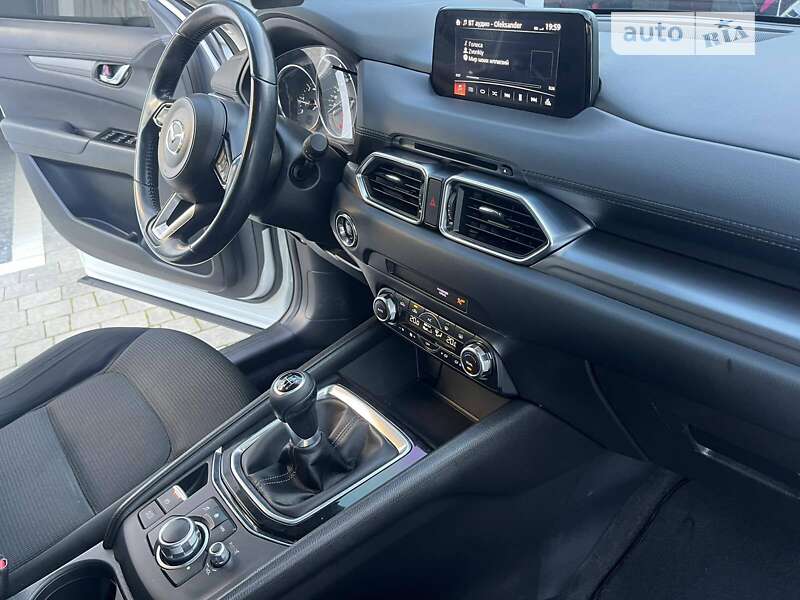 Внедорожник / Кроссовер Mazda CX-5 2017 в Дрогобыче