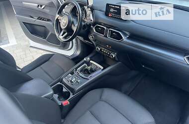 Внедорожник / Кроссовер Mazda CX-5 2017 в 