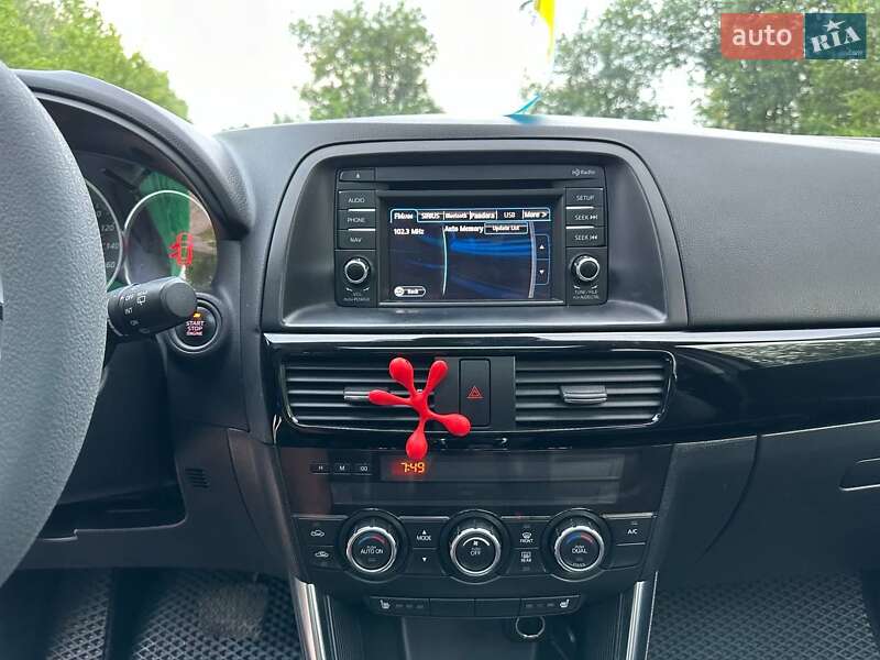 Внедорожник / Кроссовер Mazda CX-5 2015 в Барановке