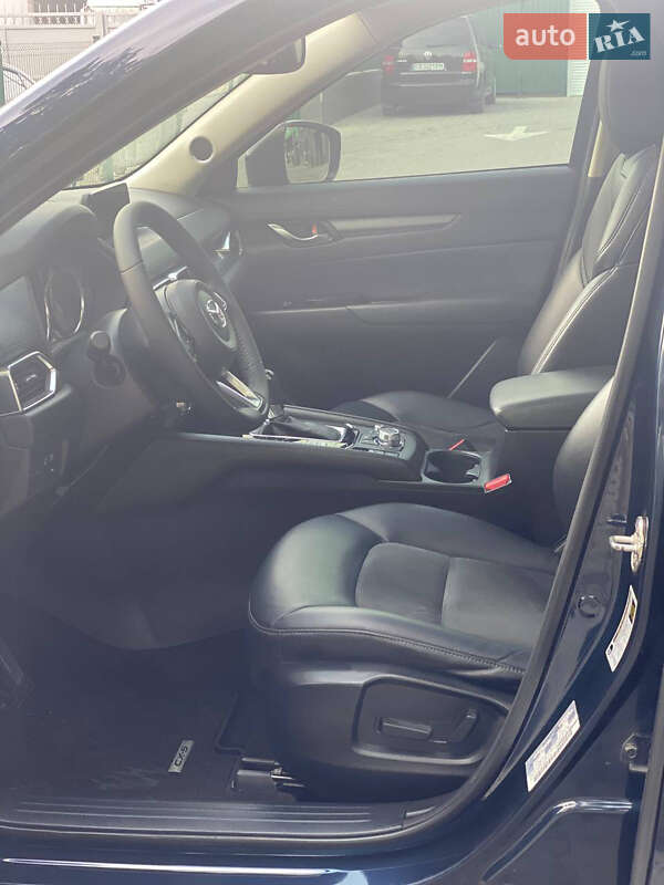 Позашляховик / Кросовер Mazda CX-5 2017 в Чернівцях