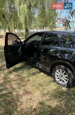 Позашляховик / Кросовер Mazda CX-5 2014 в 
