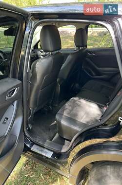 Позашляховик / Кросовер Mazda CX-5 2014 в 