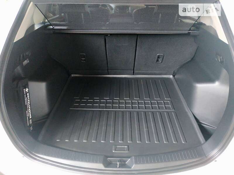 Внедорожник / Кроссовер Mazda CX-5 2014 в Нововолынске