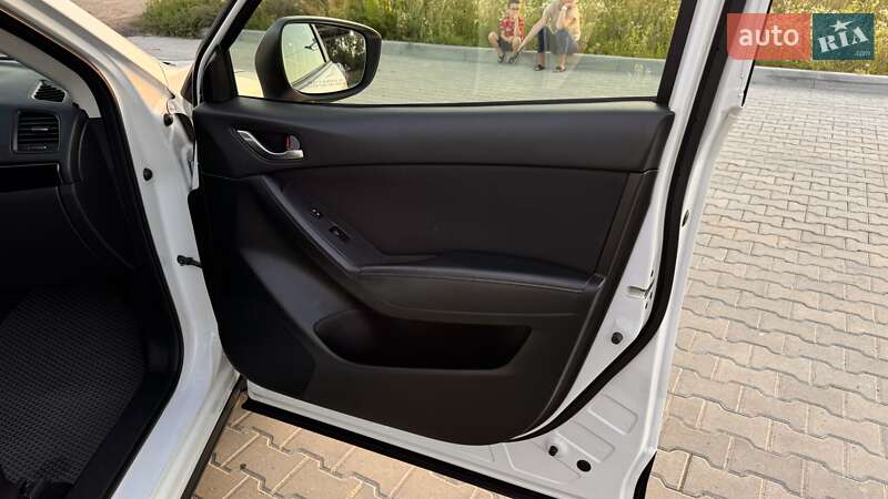 Позашляховик / Кросовер Mazda CX-5 2016 в Львові