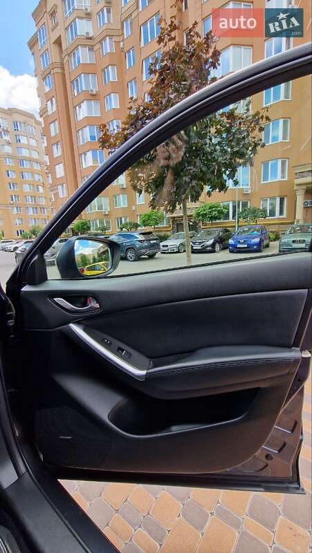 Внедорожник / Кроссовер Mazda CX-5 2016 в Вишневом фото 20 Внедорожник / Кроссовер Mazda CX-5 2016 в Вишневом