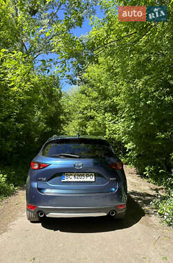 Позашляховик / Кросовер Mazda CX-5 2017 в Львові