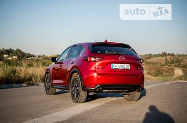 Внедорожник / Кроссовер Mazda CX-5 2018 в 