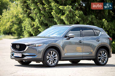 Позашляховик / Кросовер Mazda CX-5 2019 в 