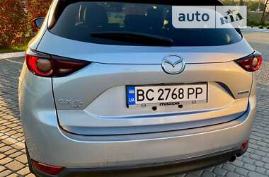 Позашляховик / Кросовер Mazda CX-5 2021 в 
