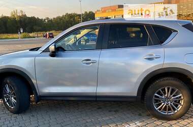 Позашляховик / Кросовер Mazda CX-5 2021 в 