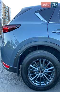 Внедорожник / Кроссовер Mazda CX-5 2020 в 