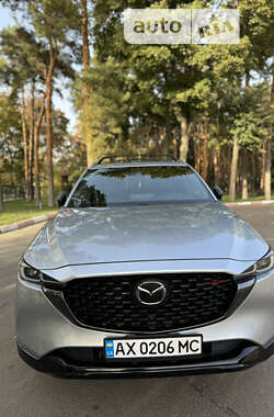 Позашляховик / Кросовер Mazda CX-5 2022 в 