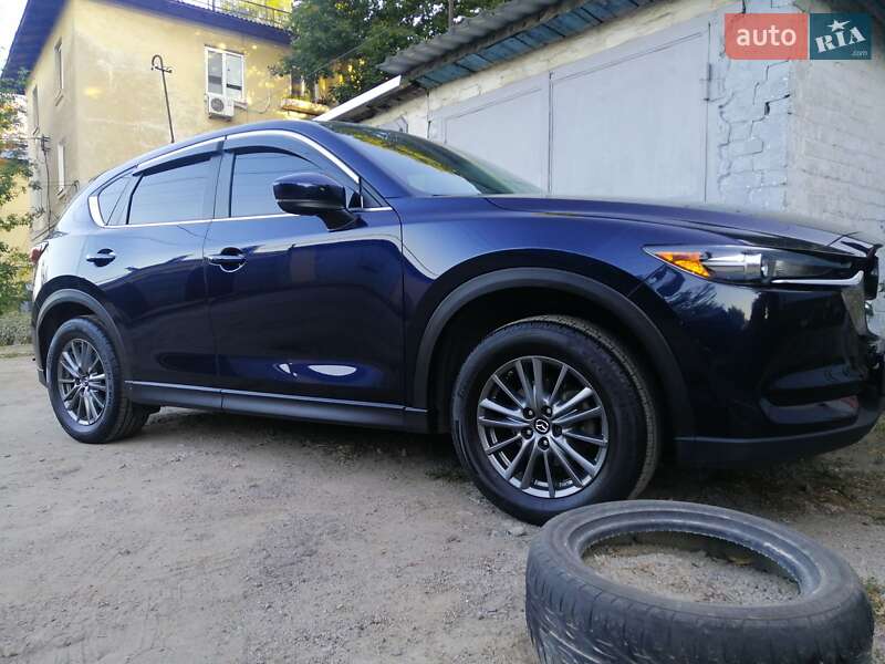 Внедорожник / Кроссовер Mazda CX-5 2017 в Днепре