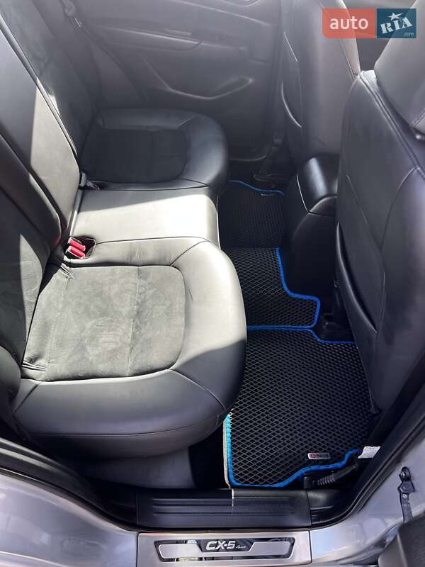 Внедорожник / Кроссовер Mazda CX-5 2019 в Никополе