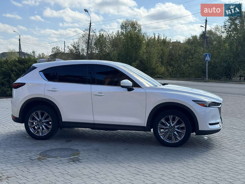 Внедорожник / Кроссовер Mazda CX-5 2020 в Киеве