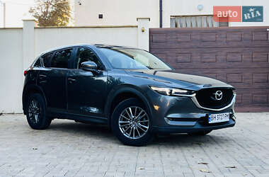 Внедорожник / Кроссовер Mazda CX-5 2018 в 