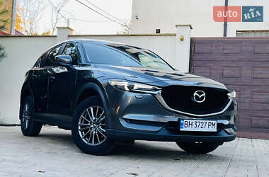 Внедорожник / Кроссовер Mazda CX-5 2018 в 