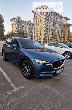 Внедорожник / Кроссовер Mazda CX-5 2017 в Киеве